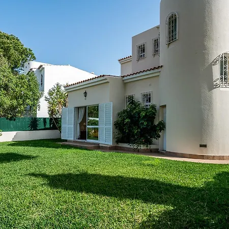 V4 Miera Vilamoura