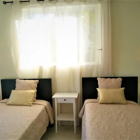 Villa V4 Miera *