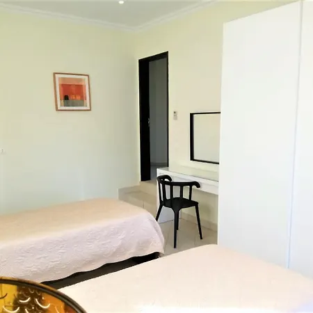 V4 Miera Villa